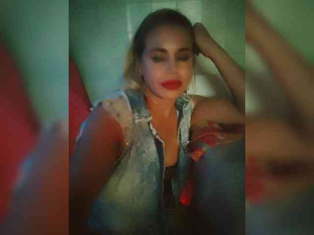 Bessandkaty55 webcam