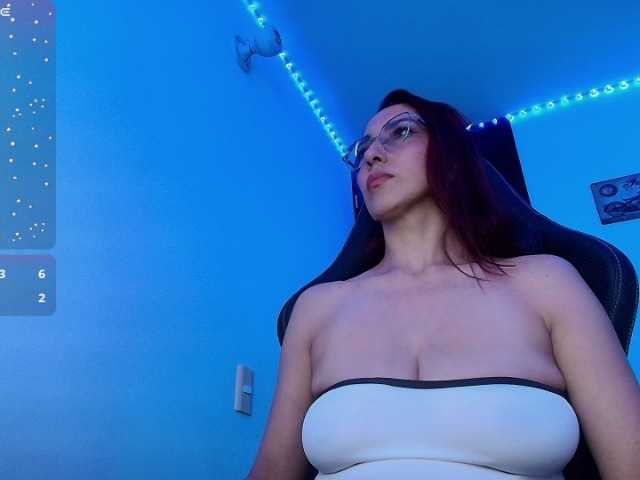 Angelblackhot live cam on BongaCams