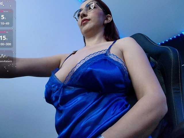 Angelblackhot live cam on BongaCams