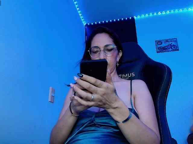 Angelblackhot Angelblackhot