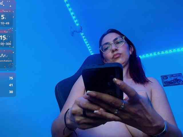 Angelblackhot webcam