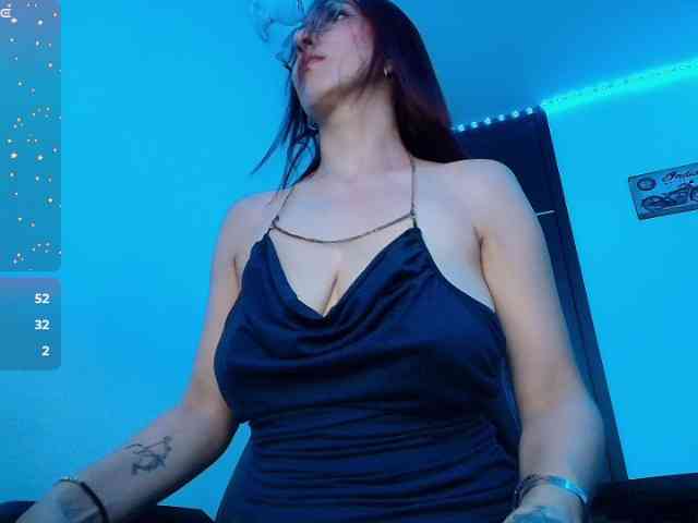 Angelblackhot webcam