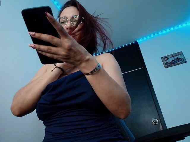 Angelblackhot webcam