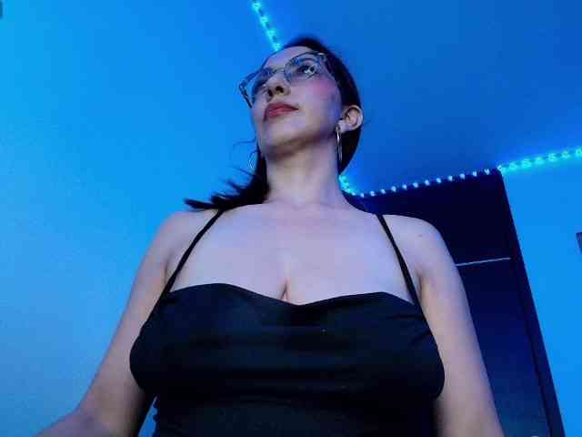 Angelblackhot webcam
