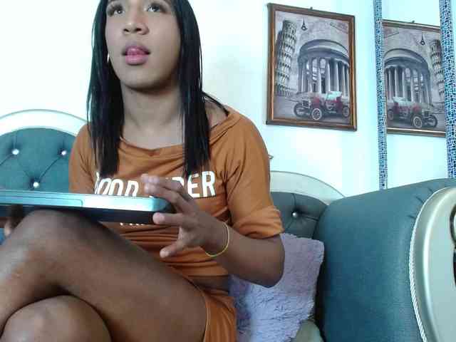 Jade-Esmeralda Live Webcam on BongaCams