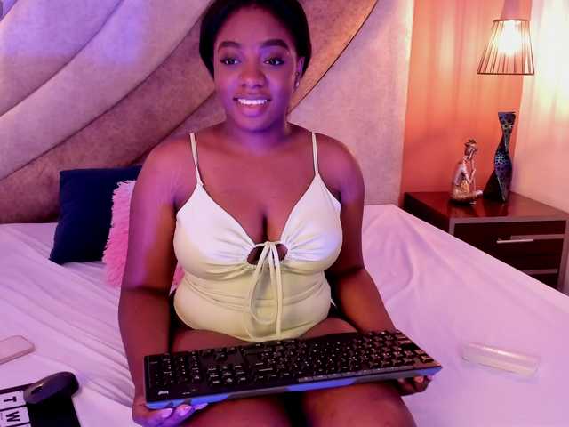 HANNA-ROUSE's BongaCams show and profile