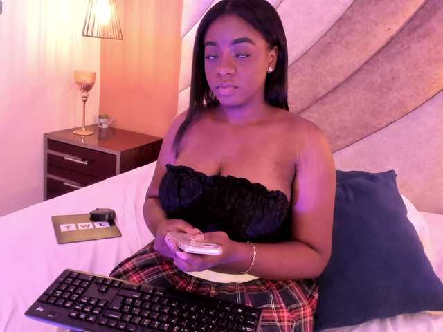 HANNA-ROUSE's BongaCams show and profile