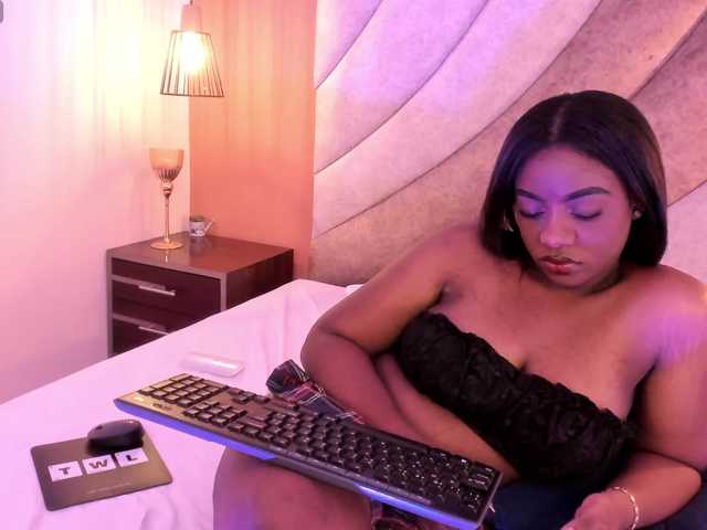 HANNA-ROUSE's BongaCams show and profile