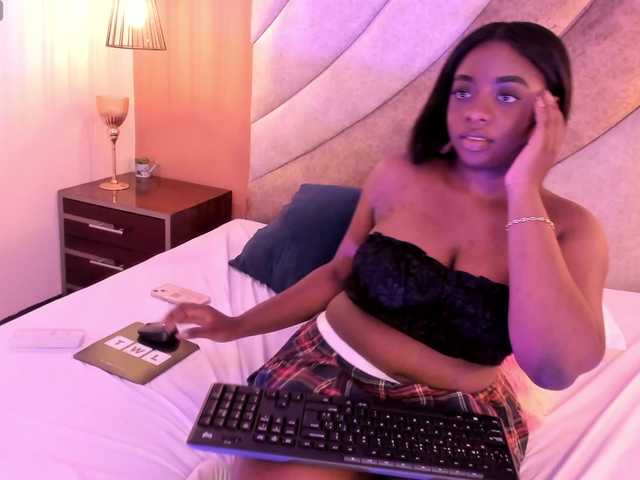 HANNA-ROUSE's BongaCams show and profile