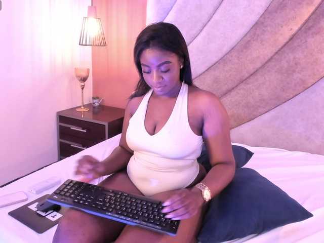 HANNA-ROUSE's BongaCams show and profile