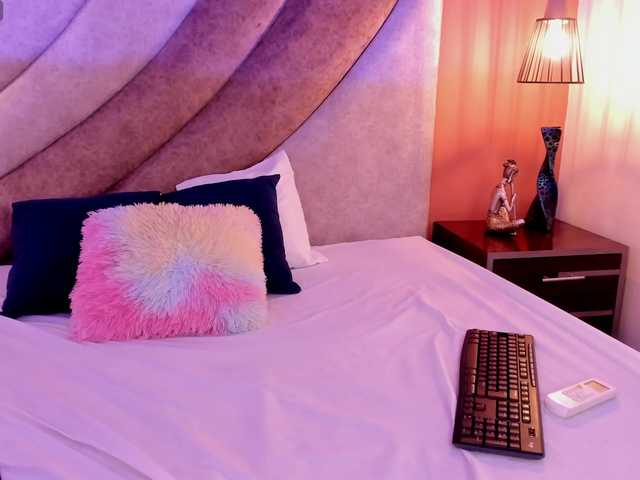 HANNA-ROUSE's BongaCams show and profile