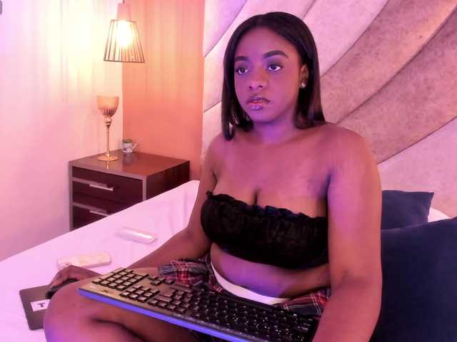 HANNA-ROUSE's BongaCams show and profile