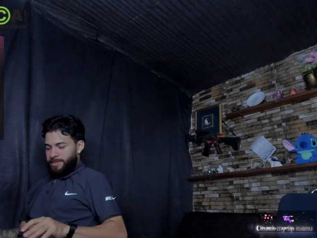 Miaxvinn — live couple cam