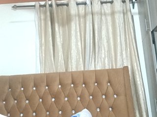 Live User Thumb