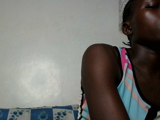 Prettygirl6's Live Webcam