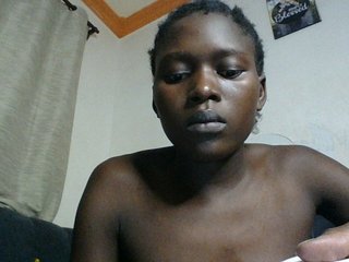 Prettygirl6's Live Webcam