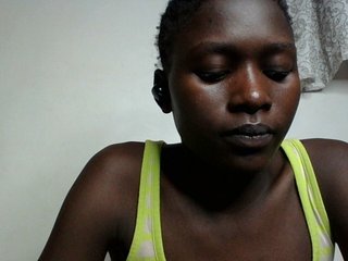 Prettygirl6's Live Webcam