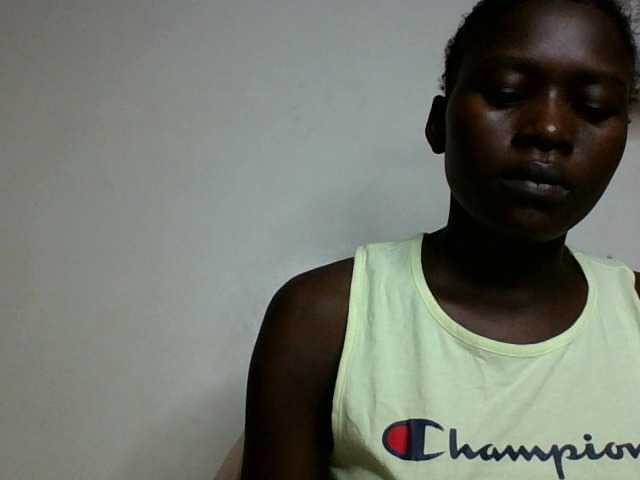 Prettygirl6 webcam bongacams model stream image