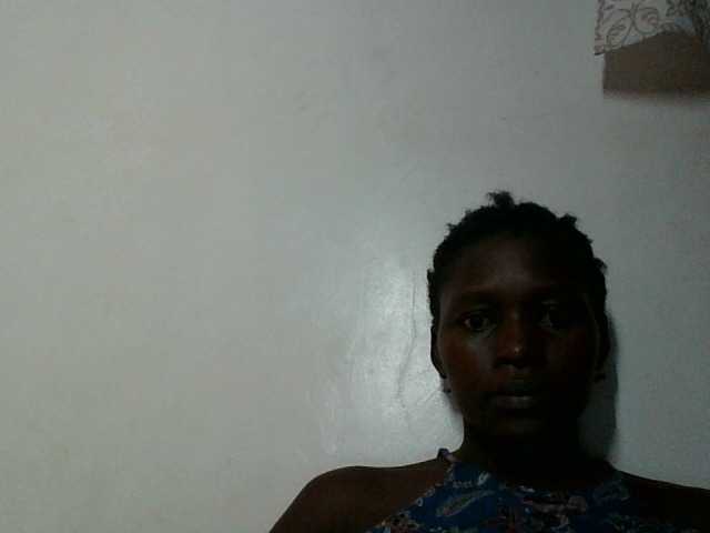 le modèle Prettygirl6 est en webcam porno dans un show sur le site bongacams, il possède les tags suivants: Ebony,Brunette,Hairy