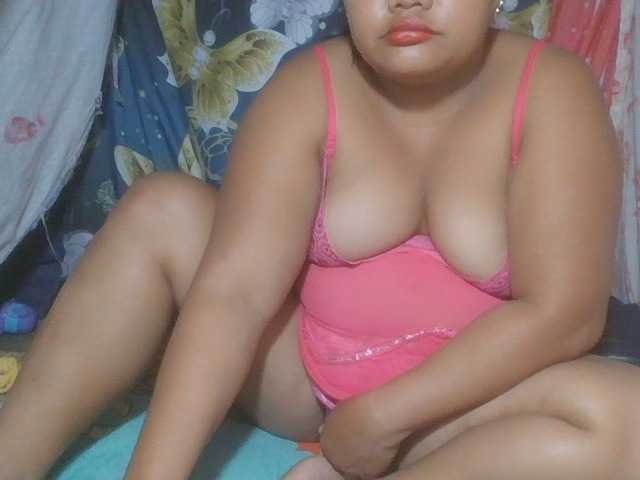Prettyrams live cam on BongaCams