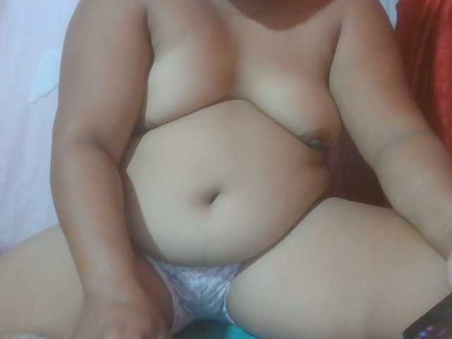 Prettyrams live cam on BongaCams