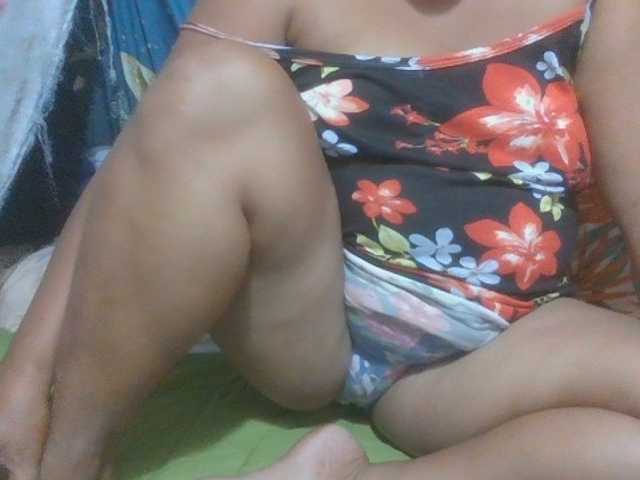 Prettyrams live cam on BongaCams