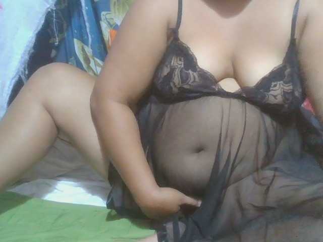 Prettyrams live cam on BongaCams