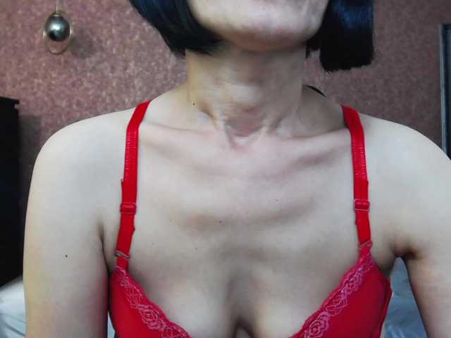 KalystaSwiss live cam on BongaCams