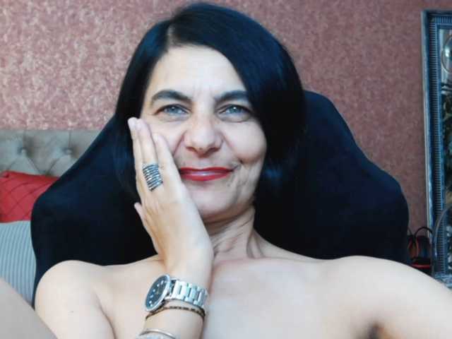 KalystaSwiss, en vivo ahora en BongaCams