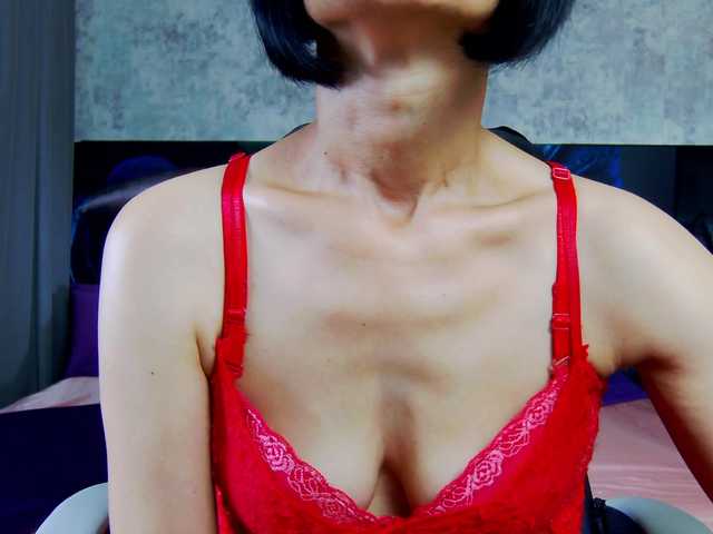 KalystaSwiss live cam on BongaCams