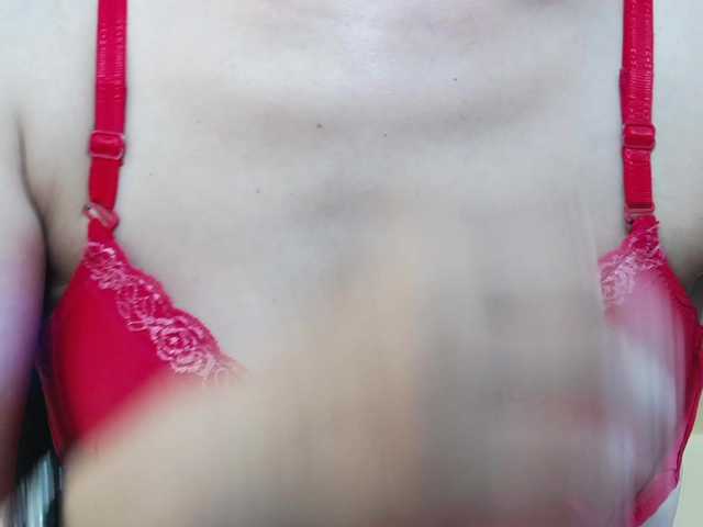 KalystaSwiss live cam on BongaCams