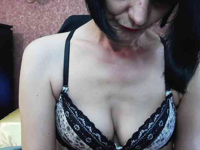 KalystaSwiss Live Webcam on BongaCams