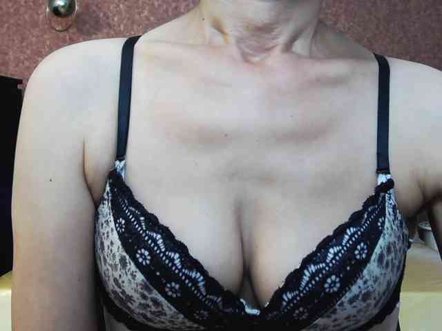 KalystaSwiss Live Webcam on BongaCams