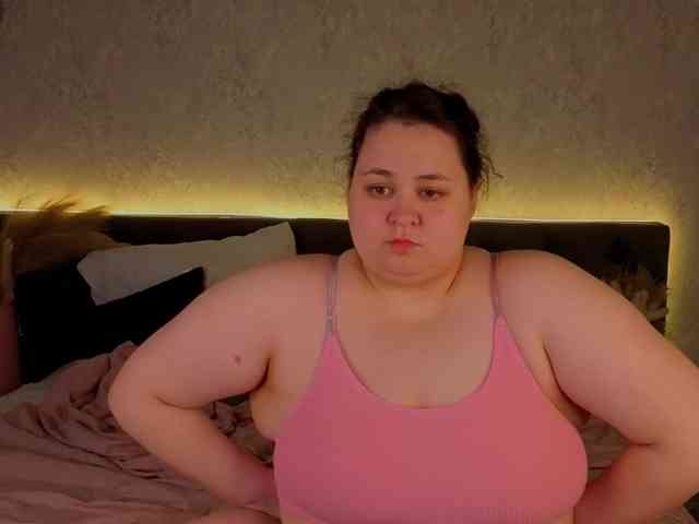 Moonlit-Adelee webcam