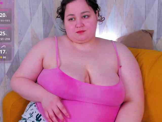 Moonlit-Adelee webcam