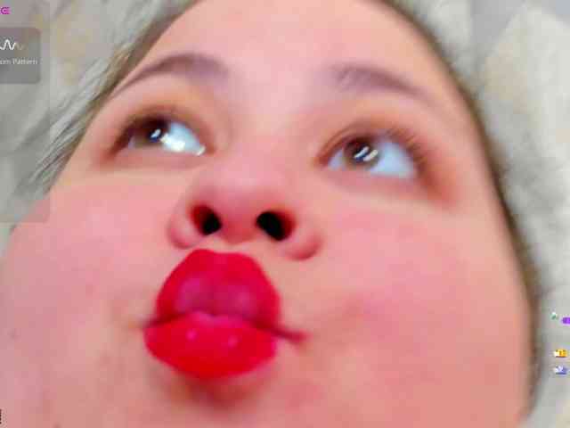 Moonlit-Adelee webcam