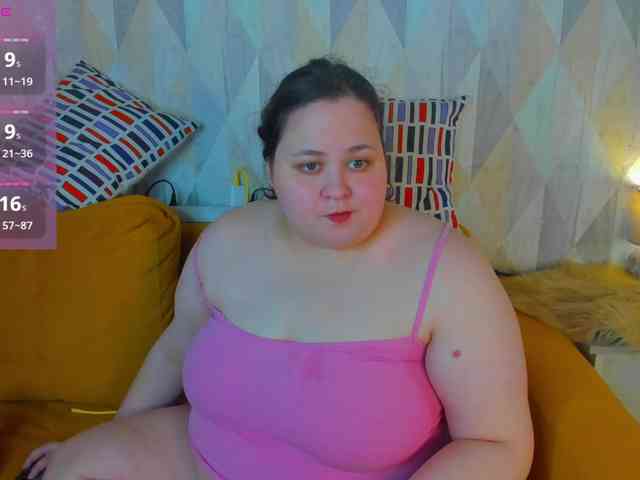 Moonlit-Adelee webcam