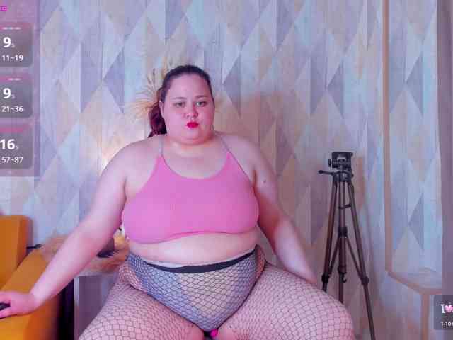 Moonlit-Adelee webcam