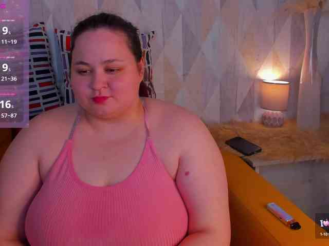 Moonlit-Adelee webcam