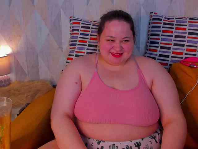 Moonlit-Adelee webcam