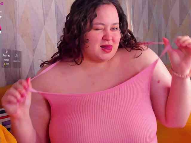 Moonlit-Adelee webcam