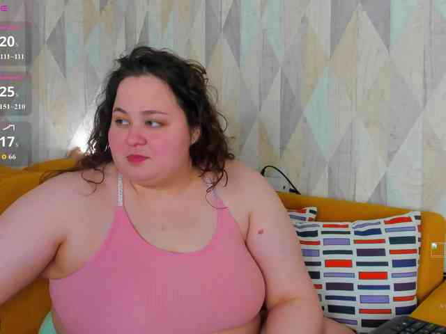 Moonlit-Adelee webcam