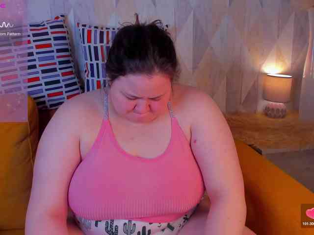 Moonlit-Adelee webcam