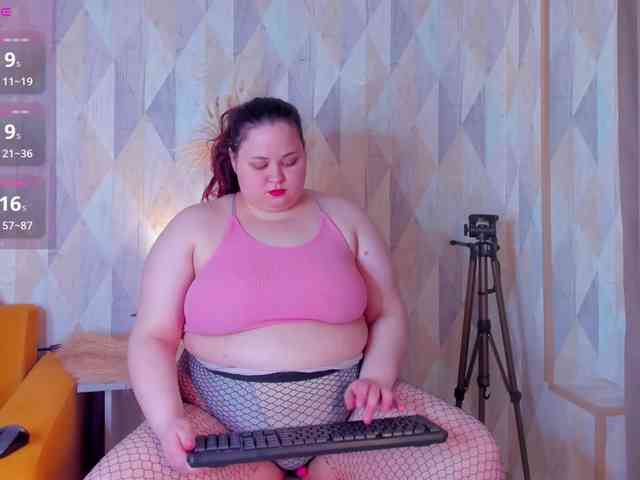 Moonlit-Adelee webcam