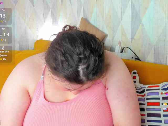 Moonlit-Adelee webcam