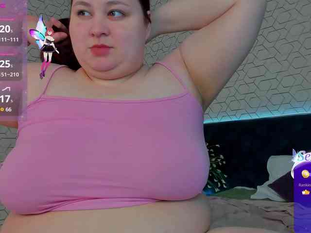 Moonlit-Adelee webcam