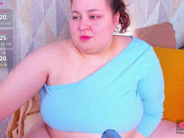 Moonlit-Adelee webcam