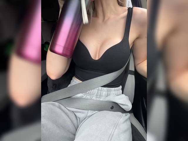 kiraflame5 live cam on BongaCams