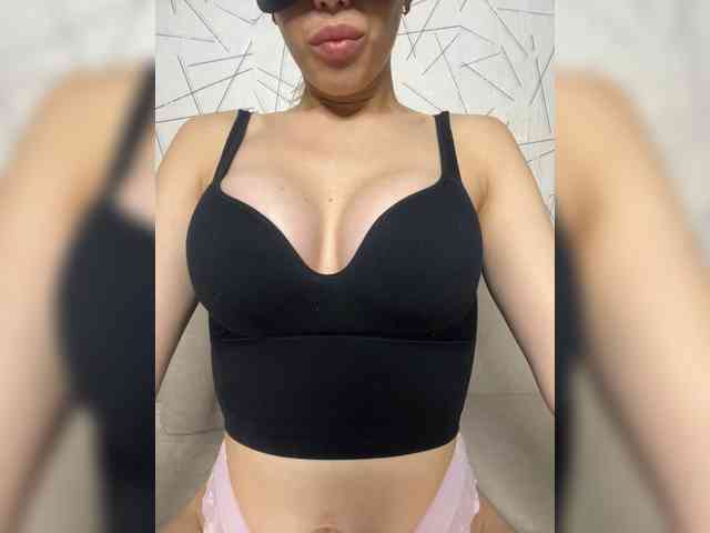 PussyGirl5 webcam