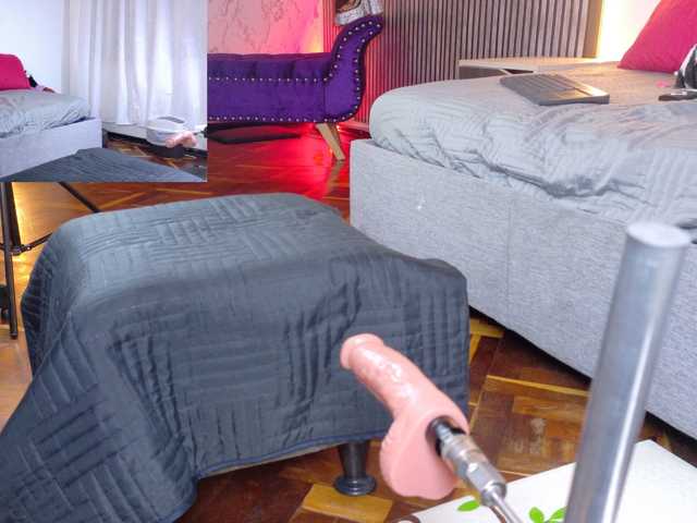 Vanessa-Mejiia live cam on BongaCams